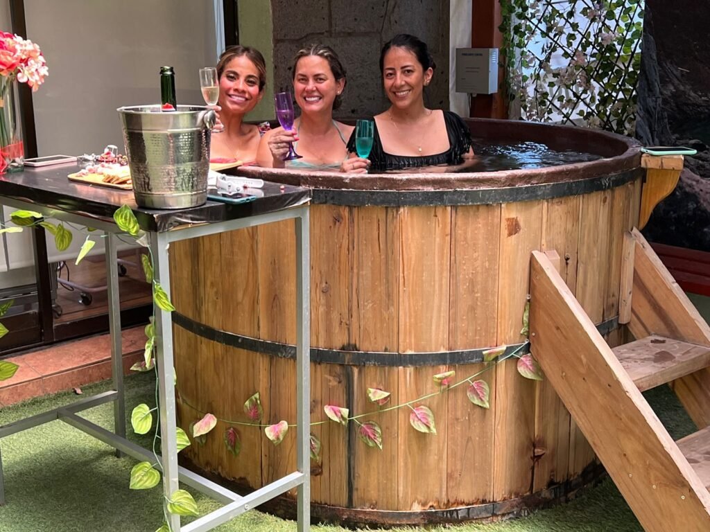 Tinaja de hidromasajes (Hot Tube) , relajación y mucho mas